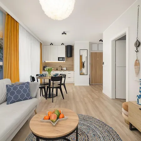 Coast With Large, Furnished Balcony In By Renters * Gąski