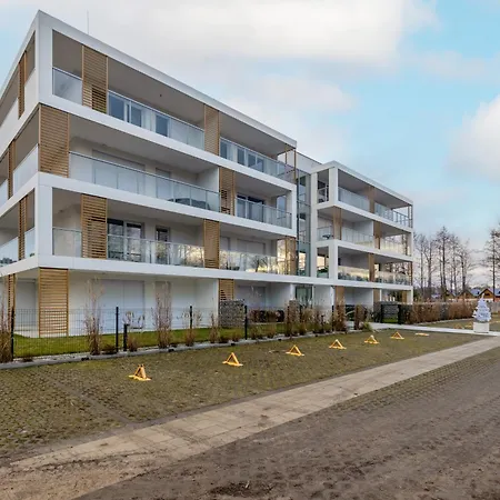 Coast With Large, Furnished Balcony In By Renters * Gąski