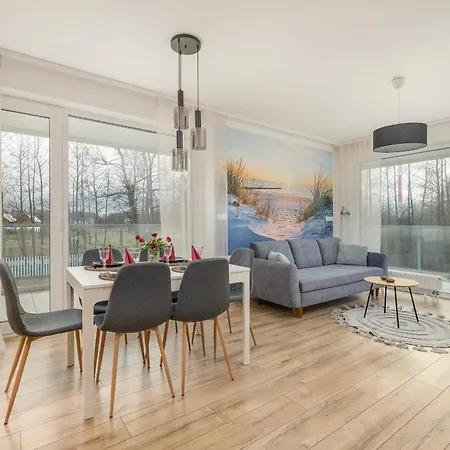 Coast With Large, Furnished Balcony In By Renters Appartamento *